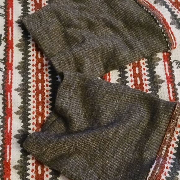 Cuddl Duds Stretch Thermal Holiday Moose Top with Thumb Holes NWOT - Picture 7 of 11